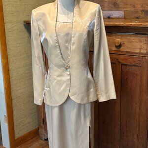 Cachet Champagne Formal Dress Size 10